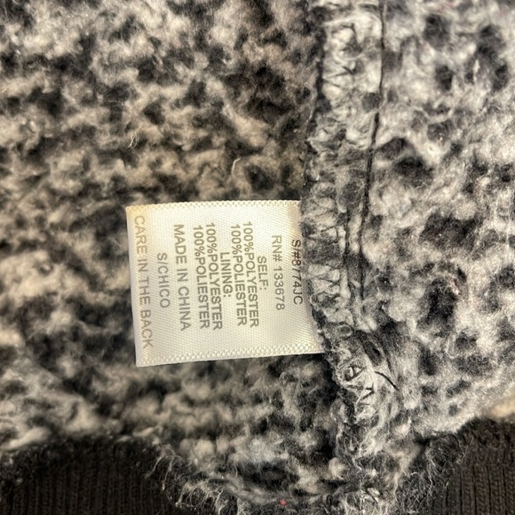 Hippie Love hooded fitted zippered sherpa size small - Picture 5 of 5